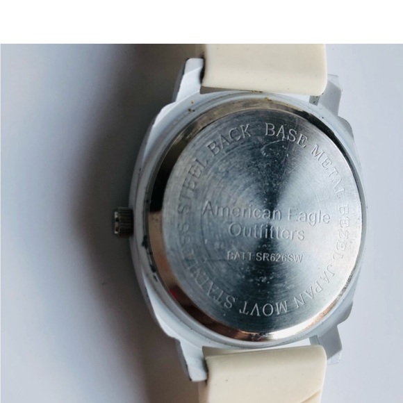 AMERICAN EAGLE VINTAGE WHITE JELLY BAND WATCH. SUPER CUTE ADJUSTABLE STRAP - Picture 3 of 10